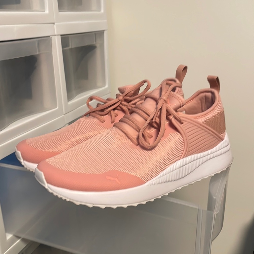 Puma Sneakers - Picture 1 of 4